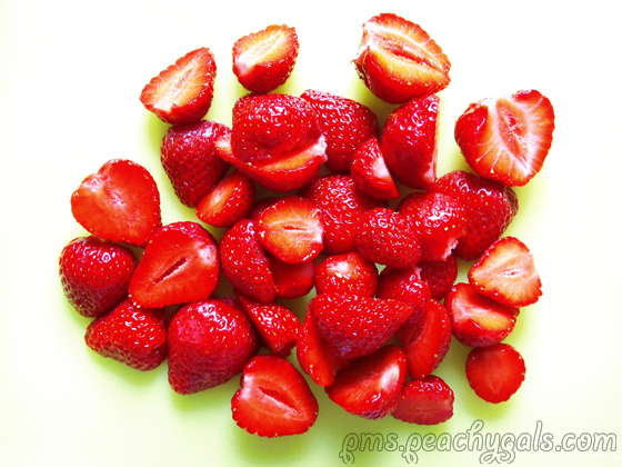 halbierte erdbeeren